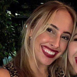 Meet your Posher, Kendra